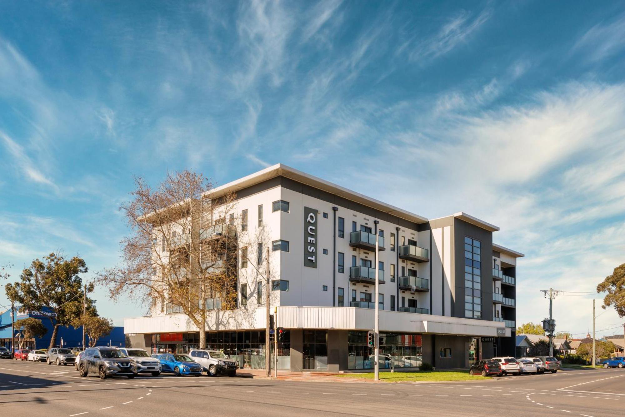 Quest Werribee Aparthotel Exteriör bild