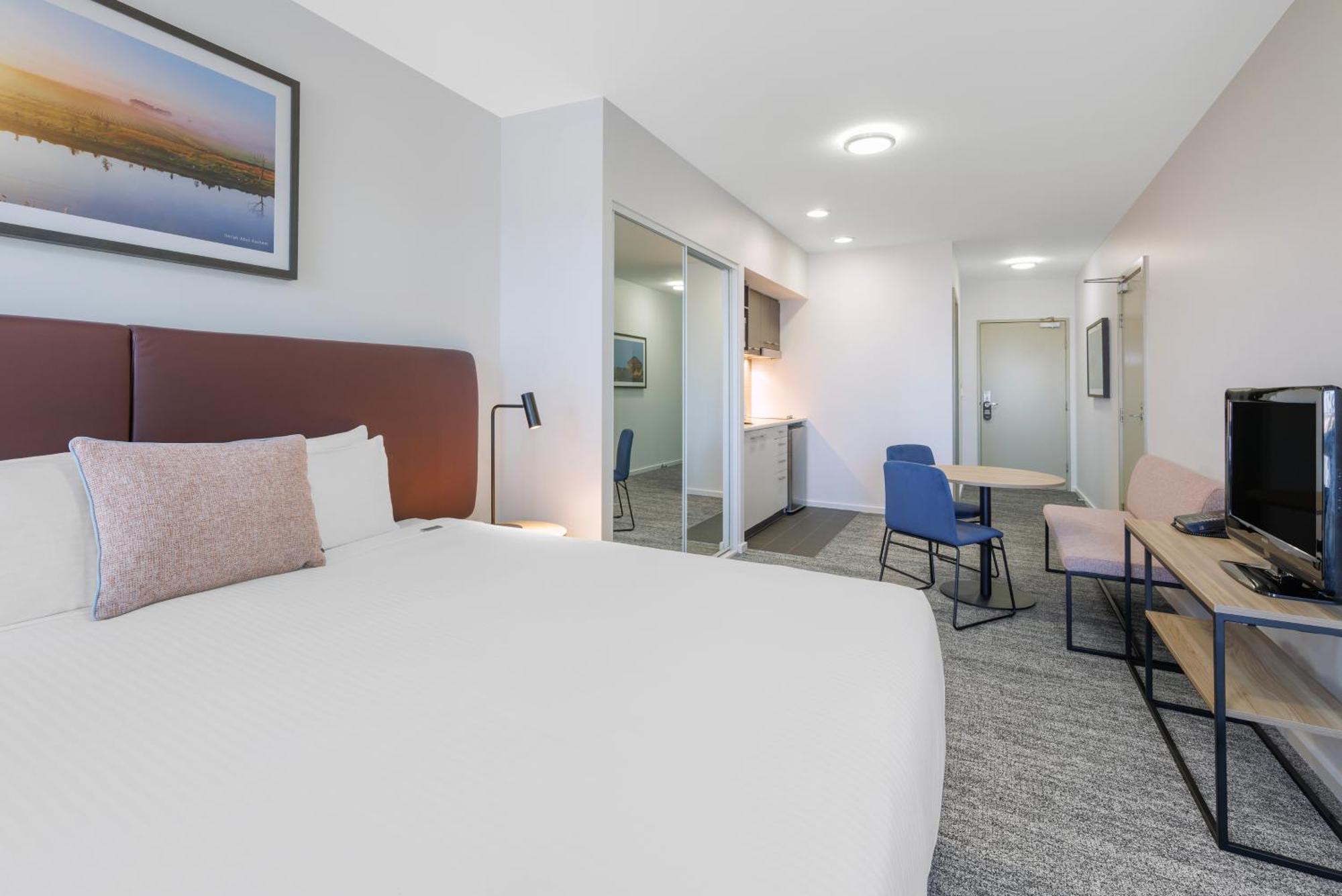 Quest Werribee Aparthotel Exteriör bild