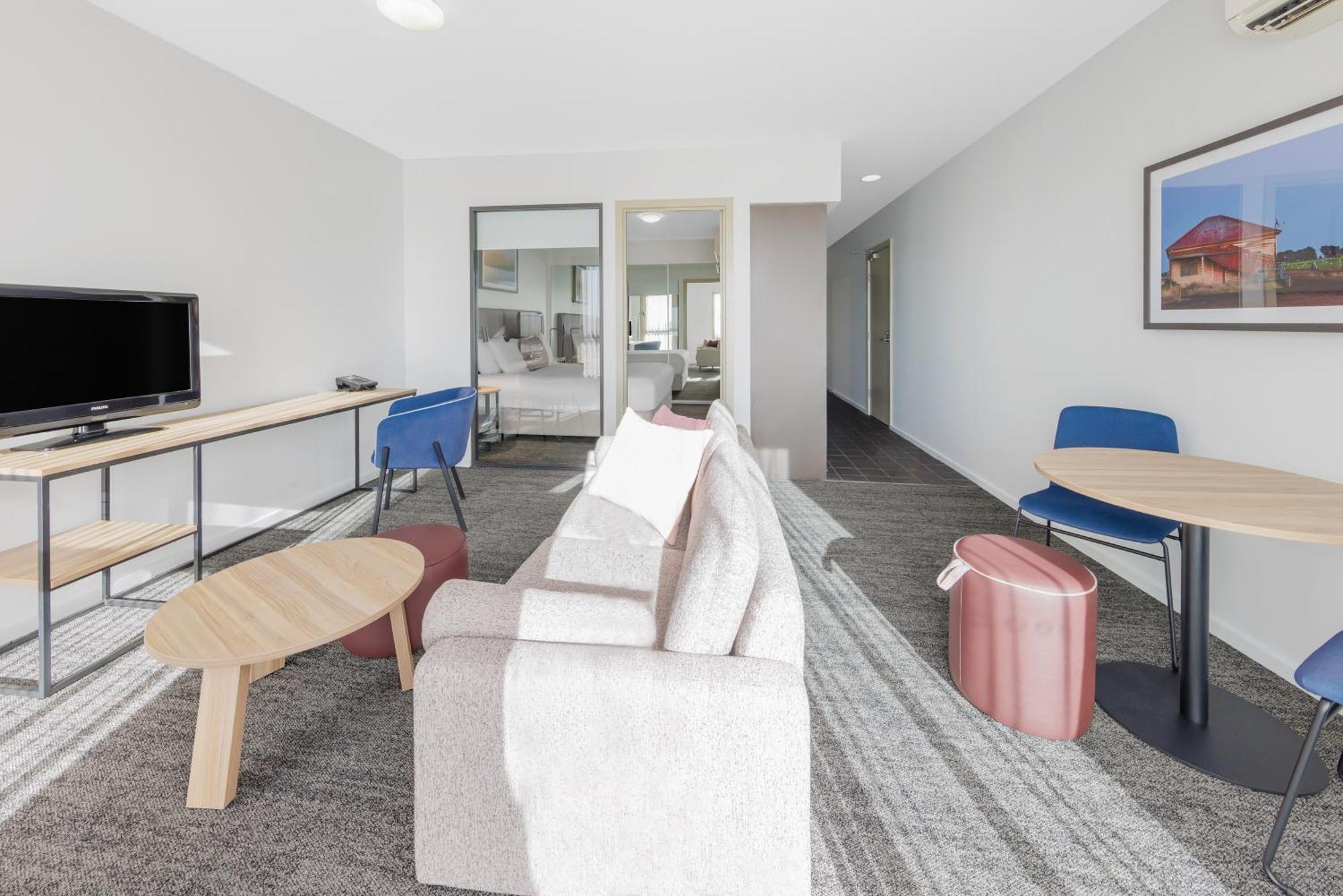 Quest Werribee Aparthotel Exteriör bild